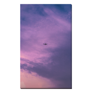 Silueta de avión en la puesta de sol